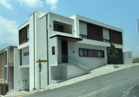 Monterrey, 64985, 3 Habitaciones Habitaciones, ,3 BathroomsBathrooms,Casa,Venta,1139